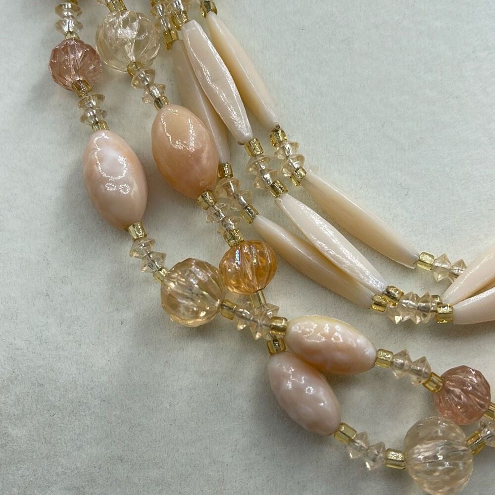 Vintage Midcentury Hong Kong layered beaded choker 16”. - Picture 3 of 8